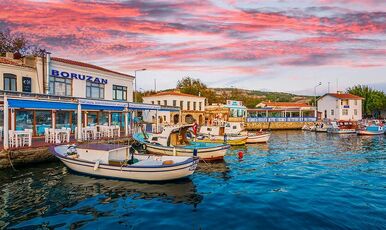 GÜNÜBİRLİK BOZCAADA TURU