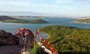 İZMİR-ÇEŞME-ALAÇATI-AYVALIK-CUNDA ADASI TURU